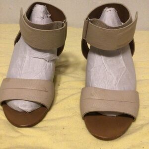 SEE BY CHLOE HEELS SZ 38